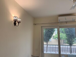 Room in 3 BHK Builder Floor at Emaar MGF Emerald Hills, Sector 65 – for Sale