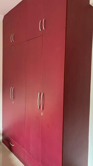 Furnished Amenities in 4 BHK Builder Floor at Emaar MGF Emerald Hills, Sector 65 – for Sale