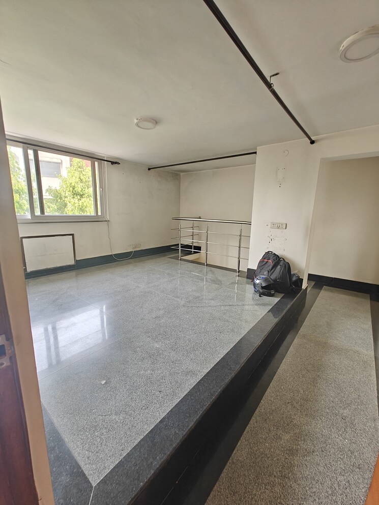 Room, anant-raj-hauz-khas-apartment 3 Bedroom 200 Sq.Yd. Apartment In Hauz Khas Delhi 8809215