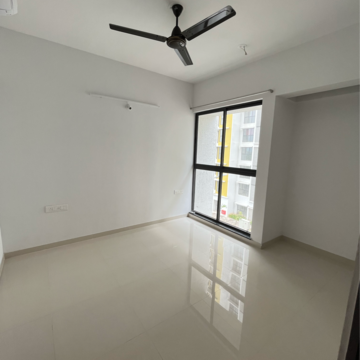 Room in 1.5 BHK Apartment at Lodha Palava Fresca C And D, Taloja Bypass Road – for Rent
