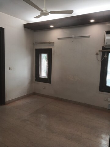 Room in 3 BHK Builder Floor at East Of Kailash – for Rent