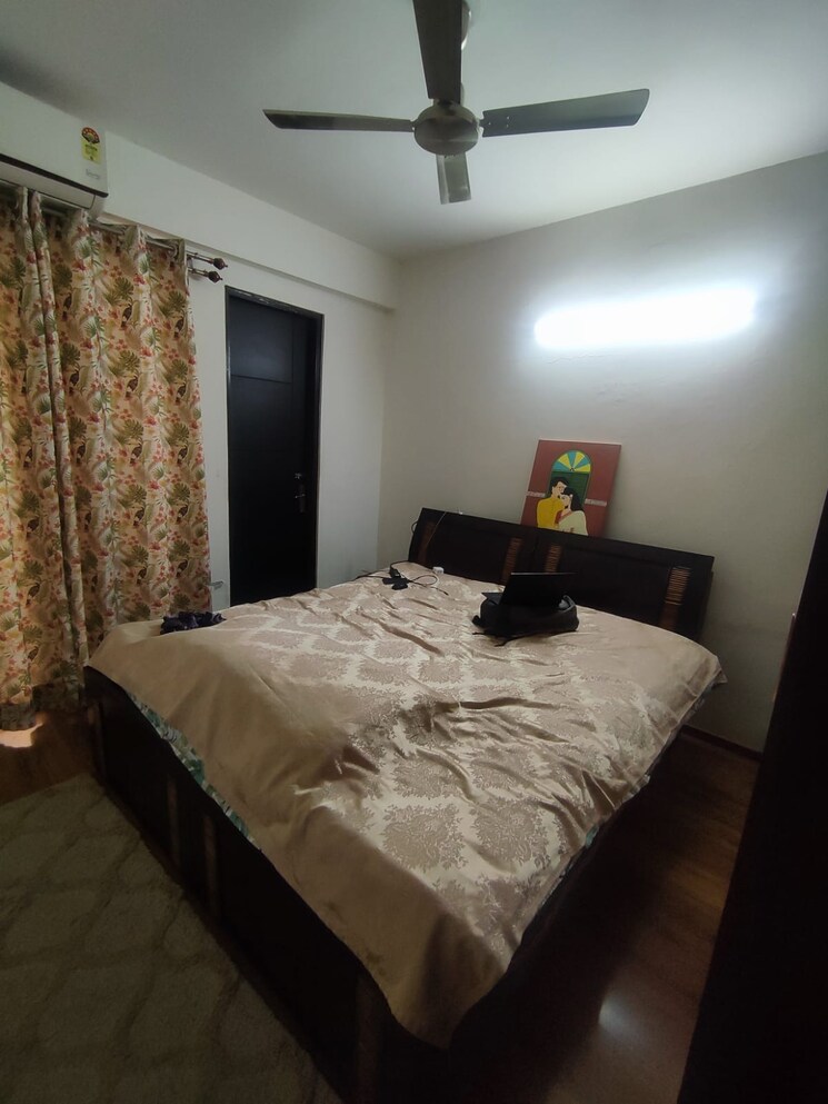 Bedroom, signature-global-park-4-and-5 3 Bedroom 1081 Sq.Ft. Builder Floor In Sohna Sector 36 Gurgaon 8809228