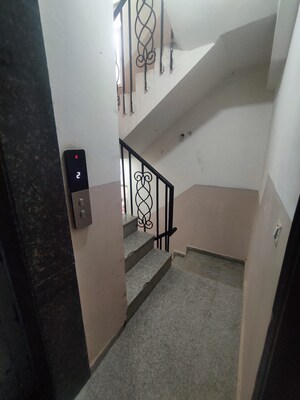 Building Lobby in 3 BHK Builder Floor at Signature Global Park 4 and 5, Sohna Sector 36 – for Sale