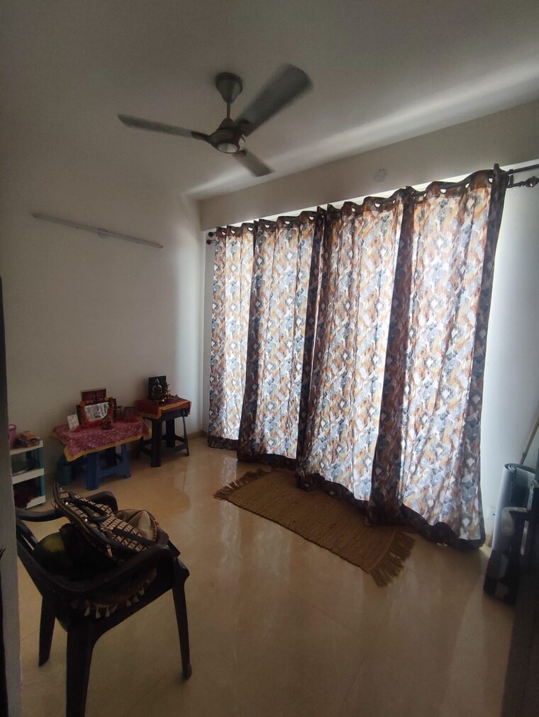 Living Room, signature-global-park-4-and-5 3 Bedroom 1081 Sq.Ft. Builder Floor In Sohna Sector 36 Gurgaon 8809228