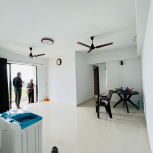 Room in 3 BHK Apartment at Lodha Palava Olivia C, Taloja Bypass Road – for Sale