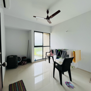 Room in 3 BHK Apartment at Lodha Palava Olivia C, Taloja Bypass Road – for Sale