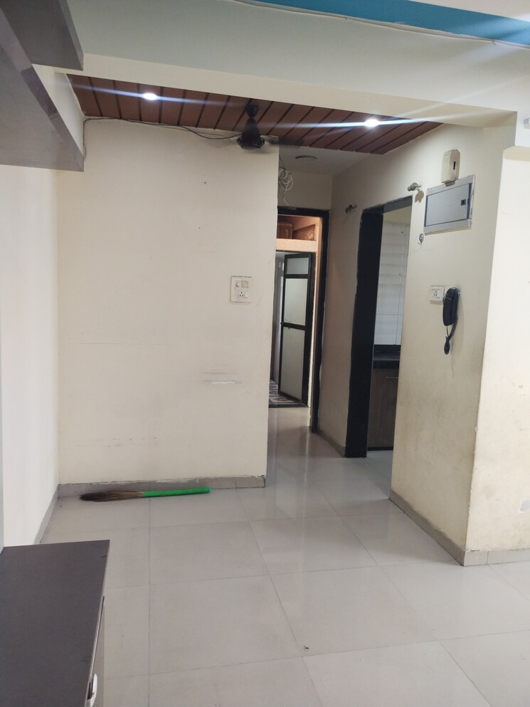 Room, parsn-nehru-nagar-shiv-vaibhav-chs 1 Bedroom 460 Sq.Ft. Apartment In Kurla Mumbai 8809239