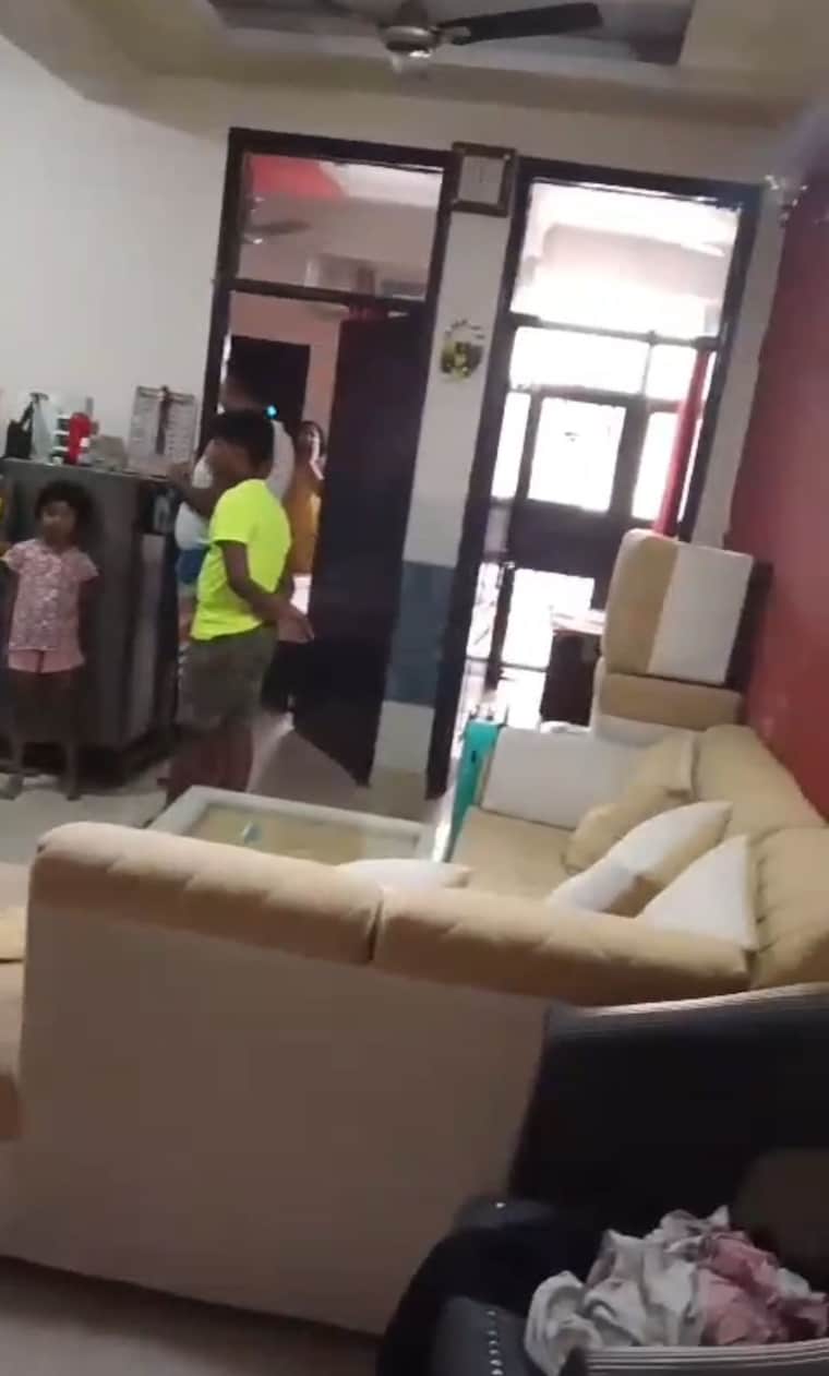 Living Room, pratap vihar 2 Bedroom 700 Sq.Ft. Builder Floor In Pratap Vihar Ghaziabad 8809241