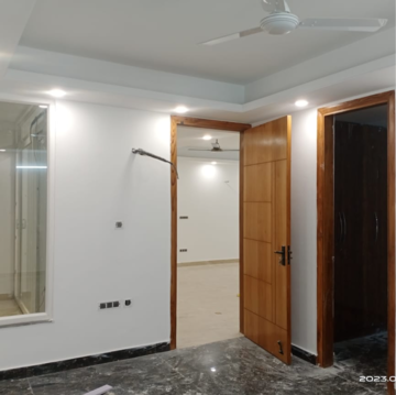 Building Lobby in 3 BHK Builder Floor at Vasant Kunj – for Rent