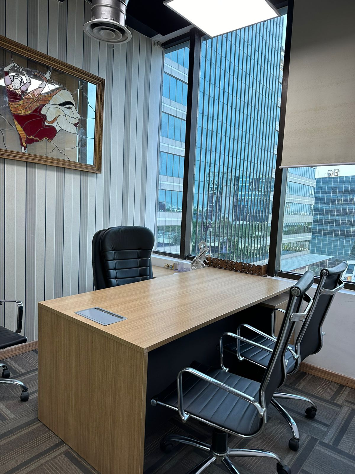 Office Space For Rent in JMD Megapolis