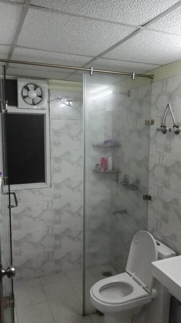 Bathroom in 2.5 BHK Apartment at Sethi Max Royale, Sector 76 – for Rent