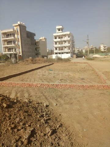  Plot For Sale in Sector 56