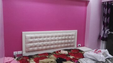 Bedroom in 2.5 BHK Apartment at Sethi Max Royale, Sector 76 – for Rent