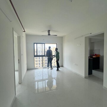 Room in 1.5 BHK Apartment at Runwal Gardens Phase 2, Kalyan Shilphata Road – for Rent