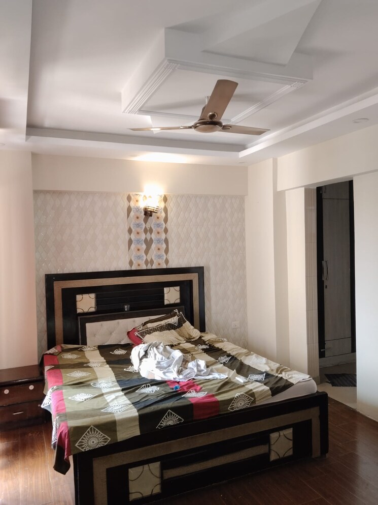 Bedroom, sethi-max-royale 3 Bedroom 1650 Sq.Ft. Apartment In Sector 76 Noida 8809301