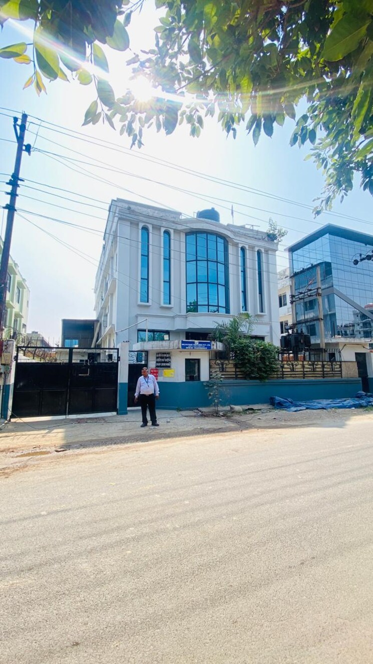 Exterior View, sector 58 Commercial Office Space 18000 Sq.Ft. In Sector 58 Noida 8809311