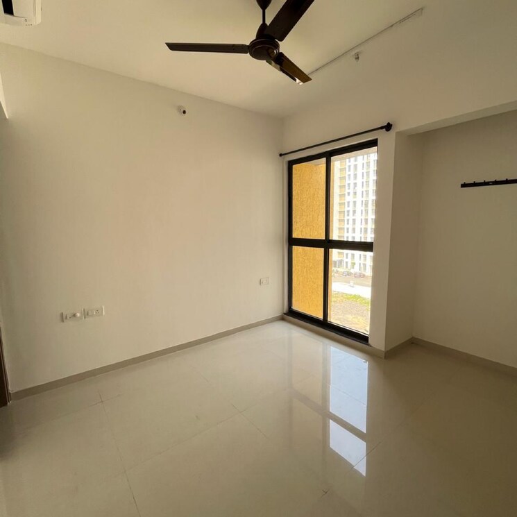 Room, lodha-palava-azzurra-a-to-d 1 RK 353 Sq.Ft. Apartment In Taloja Bypass Road Thane 8809315