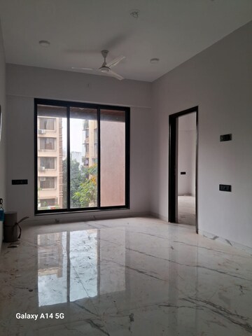 2 BHK Apartment For Rent in H Rishabraj Mangalesh, Borivali West