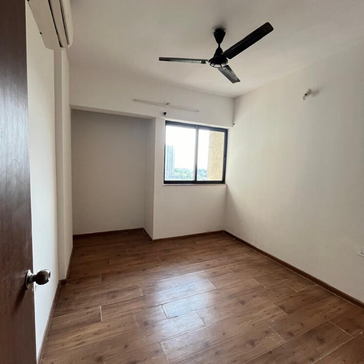 Room, lodha-palava-downtown 2 Bedroom 720 Sq.Ft. Apartment In Taloja Bypass Road Thane 8809322