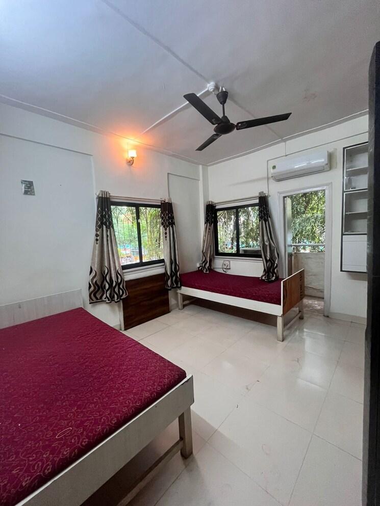 Bedroom, andheri west 2 Bedroom 900 Sq.Ft. Apartment In Andheri West Mumbai 8809324