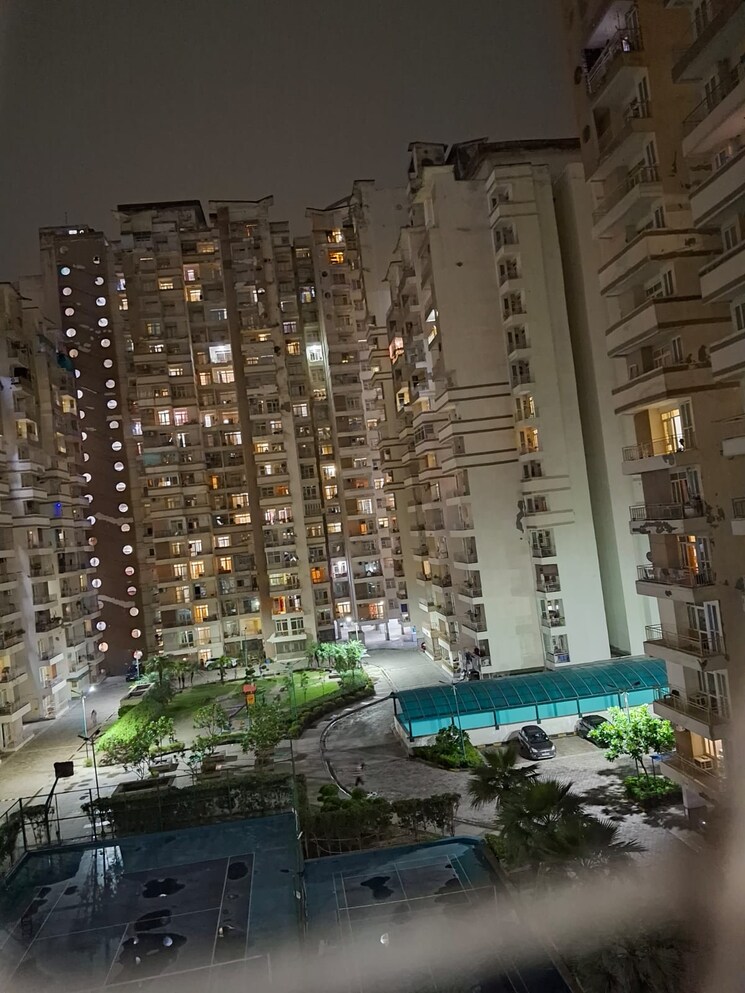 Exterior View, paras-tierea 2 Bedroom 825 Sq.Ft. Apartment In Sector 137 Noida 8809316