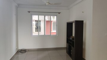 Room in 3 BHK Apartment at Prestige Ferns Residency, Harlur – for Rent