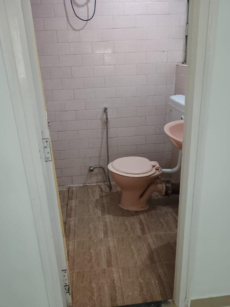 Bathroom, natasha-enclave 2 Bedroom 1000 Sq.Ft. Apartment In Kondhwa Pune 8809340