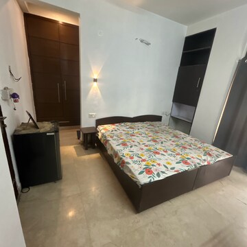 1 RK Builder Floor For Rent in South Extension I