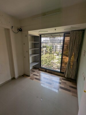 Room in 2 BHK Apartment at Shanti Rishita Apartment, Mira Road – for Sale