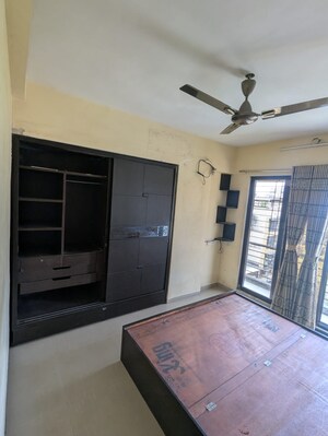 Room in 2 BHK Apartment at Shanti Rishita Apartment, Mira Road – for Sale