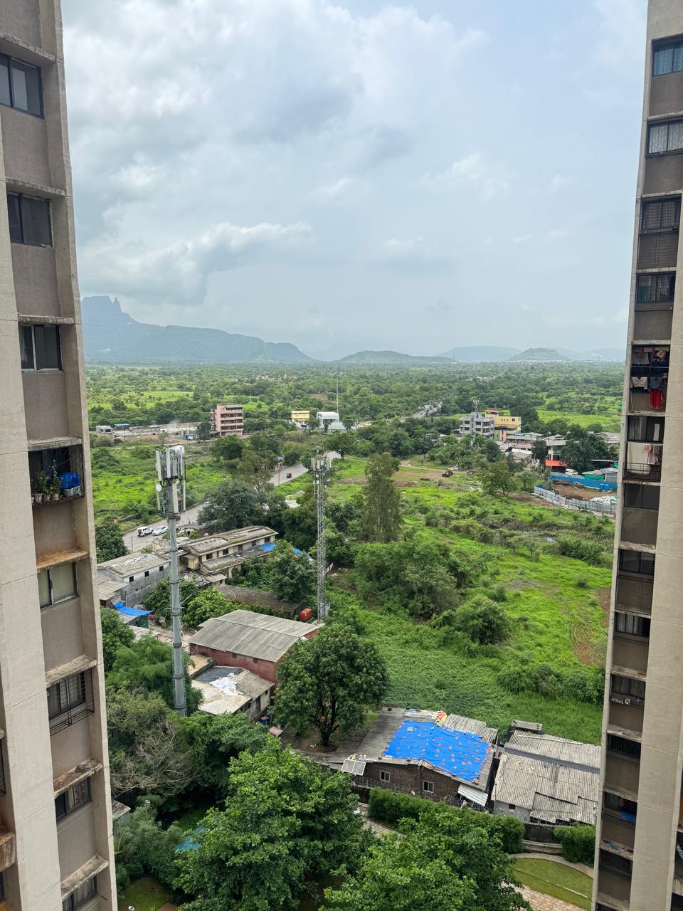 3 BHK + Pooja Room Apartment For Rent in Lodha Palava Downtown