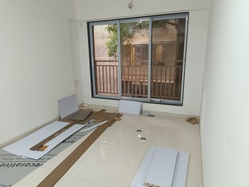 Room in 2 BHK Apartment at Yash Ina Apartments, Goregaon West – for Rent