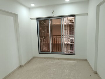 Bedroom in 2 BHK Apartment at Yash Ina Apartments, Goregaon West – for Rent