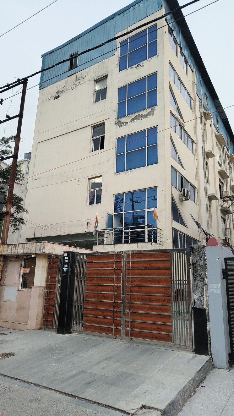 Exterior View, sector 8 Commercial Office Space 24000 Sq.Ft. In Sector 8 Noida 8809374