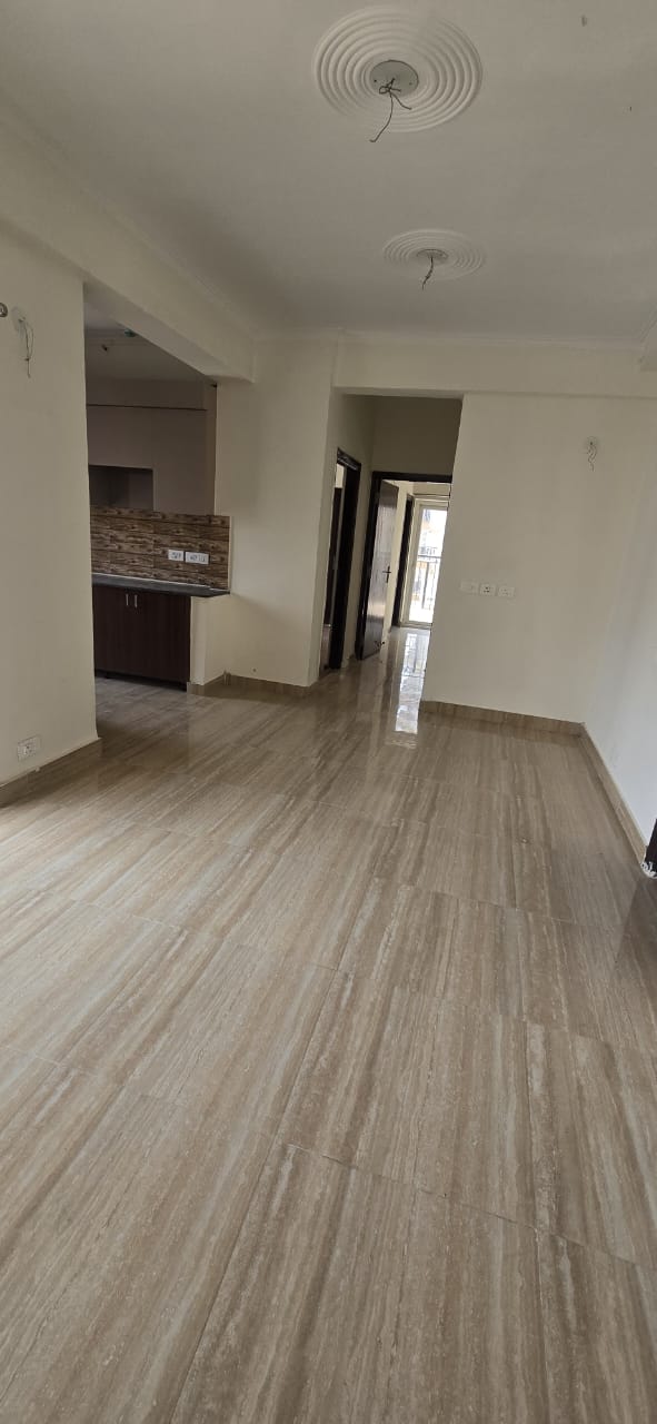 3 BHK 1185 Sq.Ft. Apartment in Amrapali Terrace Homes