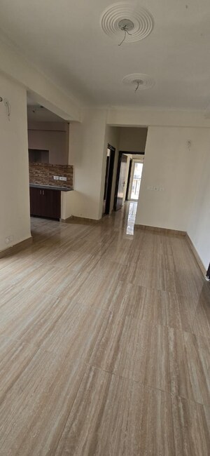 Room in 3 BHK Apartment at Amrapali Terrace Homes, Tech Zone 4 Greater Noida – for Sale