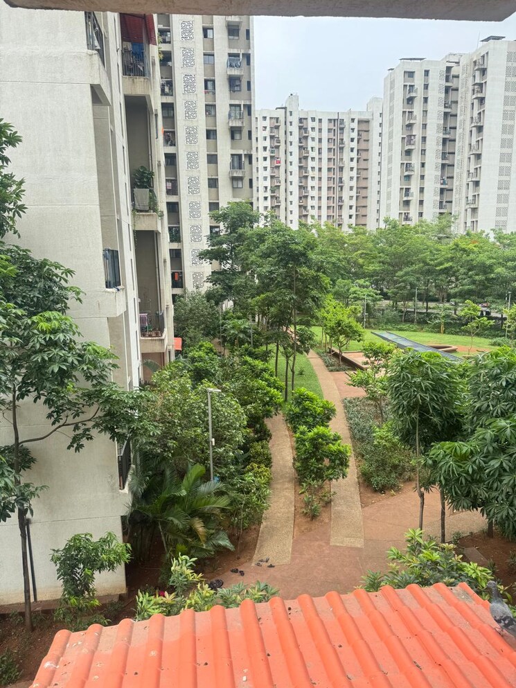 Exterior View, lodha-palava-city-lakeshore-greens 3 Bedroom 817 Sq.Ft. Apartment In Dombivli East Thane 8809386