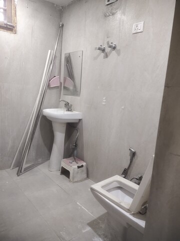 Bathroom in 2 BHK Apartment at Nehru Enclave, Gomti Nagar – for Rent