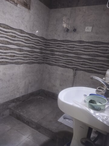 Bathroom in 2 BHK Apartment at Nehru Enclave, Gomti Nagar – for Rent