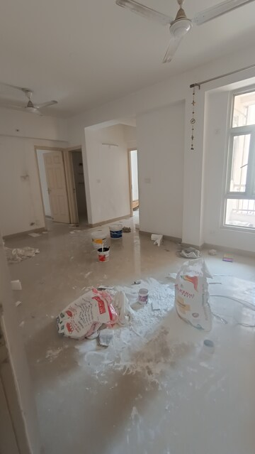 Bathroom in 2 BHK Apartment at Supertech Cape Town, Sector 74 – for Rent