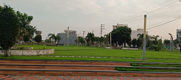 Garden, palakhedi  1100 Sq.Ft. Plot In Palakhedi Indore 8809430