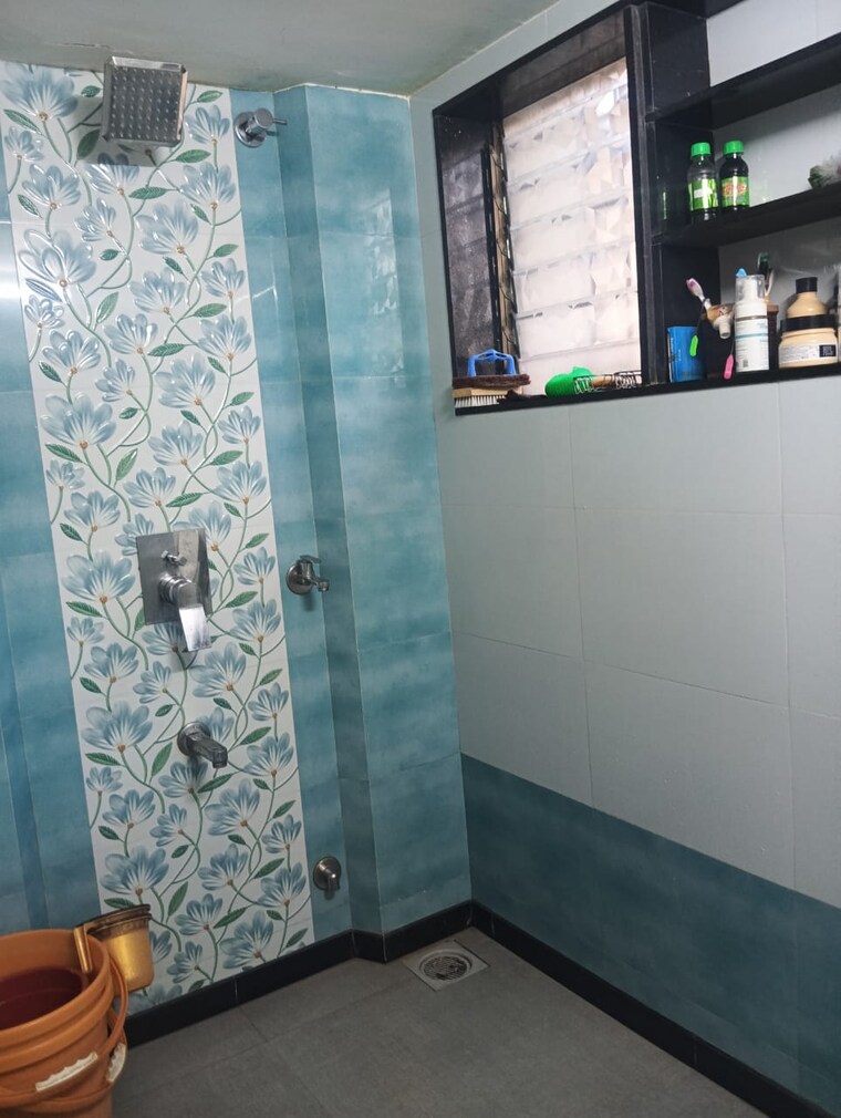 Bathroom, gopal-dham-chs 1 Bedroom 500 Sq.Ft. Apartment In Tilak Chowk Thane 8809415
