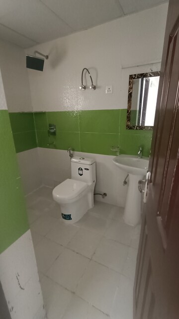 Bathroom in 2 BHK Apartment at Supertech Cape Town, Sector 74 – for Rent