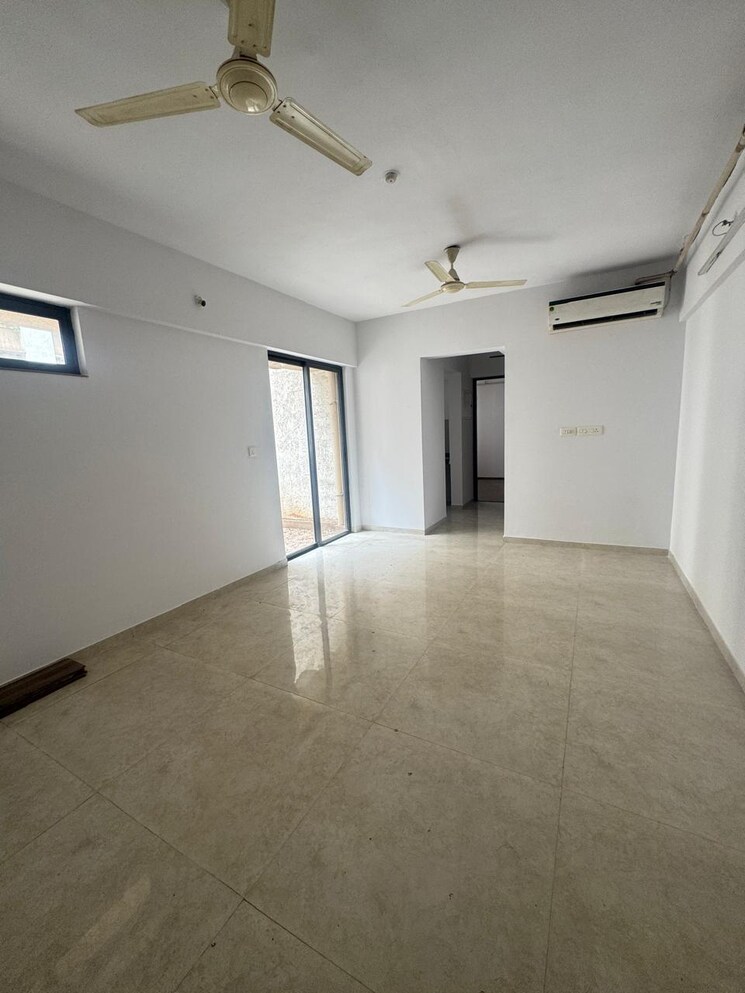 Living Room, lodha-palava-city-lakeshore-greens 1 Bedroom 516 Sq.Ft. Apartment In Dombivli East Thane 8809417