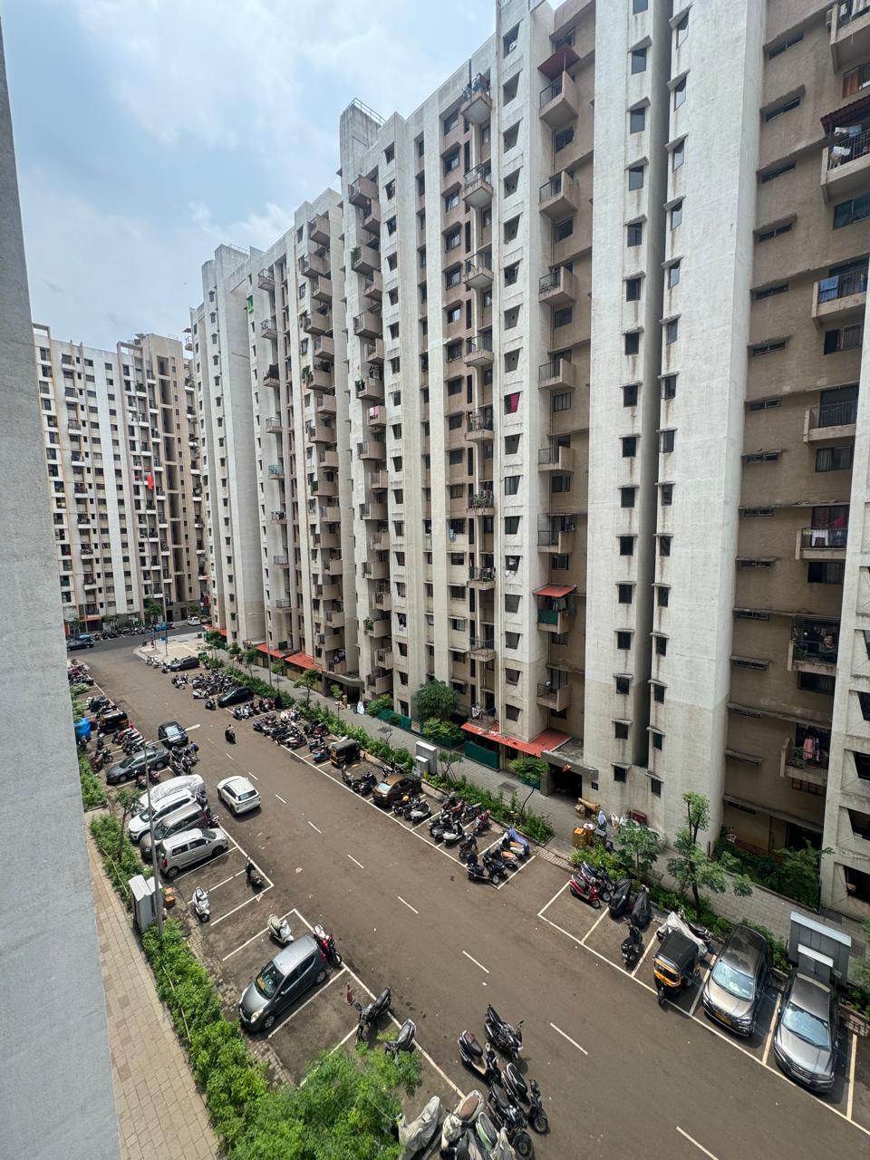 1 BHK + Pooja Room Apartment For Sale in Lodha Palava City Lakeshore Greens