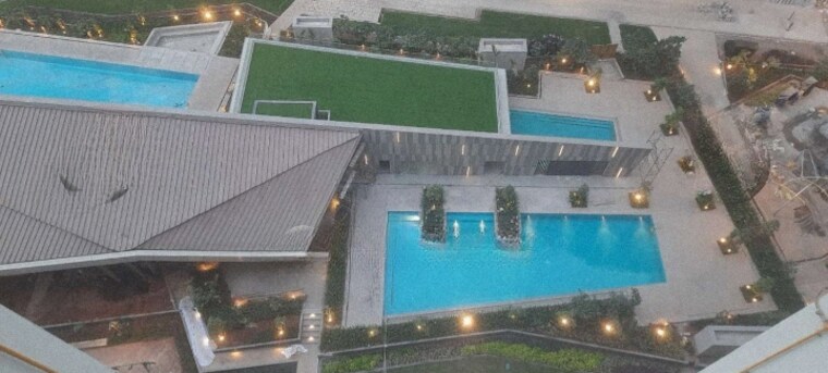 Swimming Pool, kalpataru-immensa 1 Bedroom 450 Sq.Ft. Apartment In Kolshet Road Thane 8809426