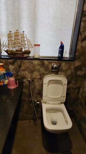 Furnished Amenities in  Office Space at Crystal Plaza Andheri West, Andheri West – for Sale