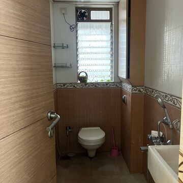 Bathroom in 2.5 BHK Apartment at Riddhi Tower, Riddhi Gardens – for Rent