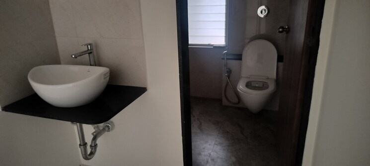 Bathroom, mantra-99-riverfront 3 Bedroom 1480 Sq.Ft. Apartment In Baner Pune 8809446