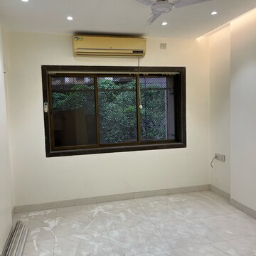 Room in 3 BHK Apartment at Riddhi Garden, Riddhi Gardens – for Rent